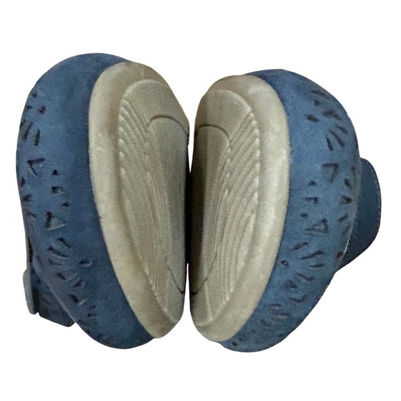 Earth Origins Bonnie Leather Cutout Mary Jane Flats Blue Size 9.5M - Picture 7 of 9